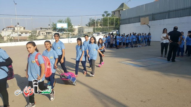  كفرقاسم- فيديو: البداية الصحيحة هي عنوان النجاح .. مدرسه جنة ابن رشد تستقبل طلابها بمراحل مدروسة وتودع حجاجها